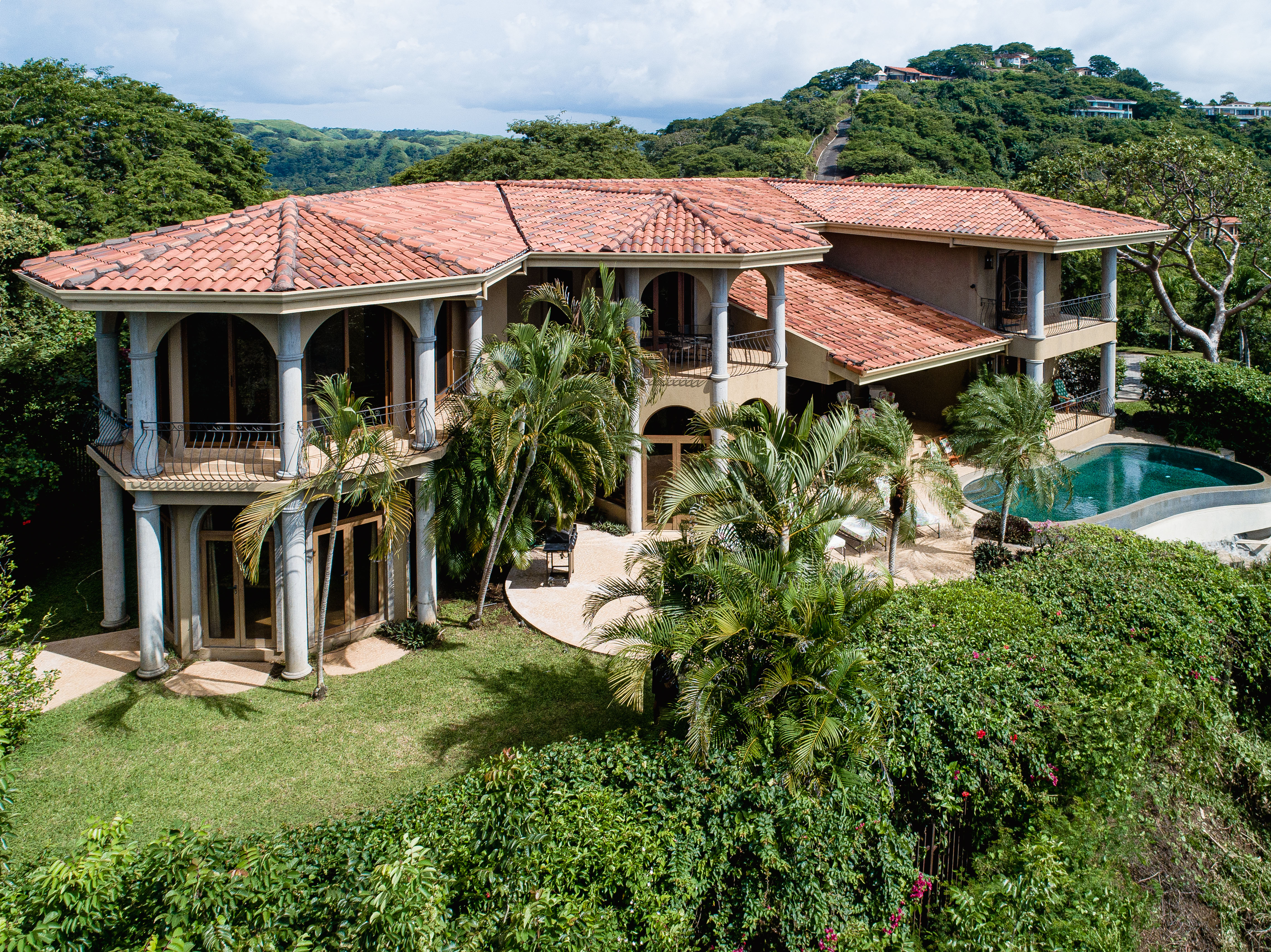 Dos Vistas villa exterior with pool, overlooking Playa Hermosa and Playa Panama